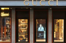 gucci lavora con noi novara