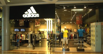 Lavoro store manager adidas 2015