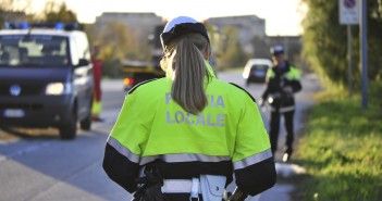 Agenti di polizia locale