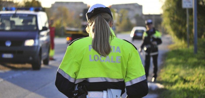 Agenti di polizia locale