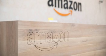 Amazon cerca operatori di magazzino