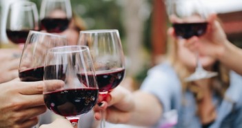 Milano: azienda specializzata nella vendita del vino seleziona personale Milano